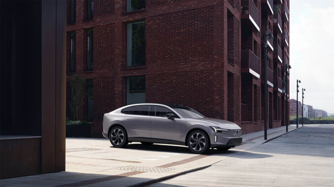 Volvo ES90 245kW SM Extended Range Plus 92kWh 5dr Auto Electric Hatchback - Image 5
